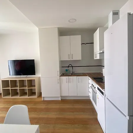 Apartamento Happy Street 3 *